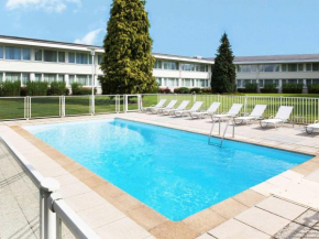 Гостиница Novotel Lille Aéroport  Лескен